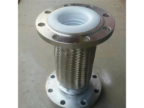 襯四氟金(jin)屬軟管