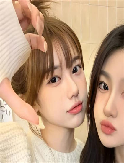 少女视频哔哩哔哩免费观看_国产精品久久久久久精品闺蜜_亚洲一区AV在线观看无码漫画